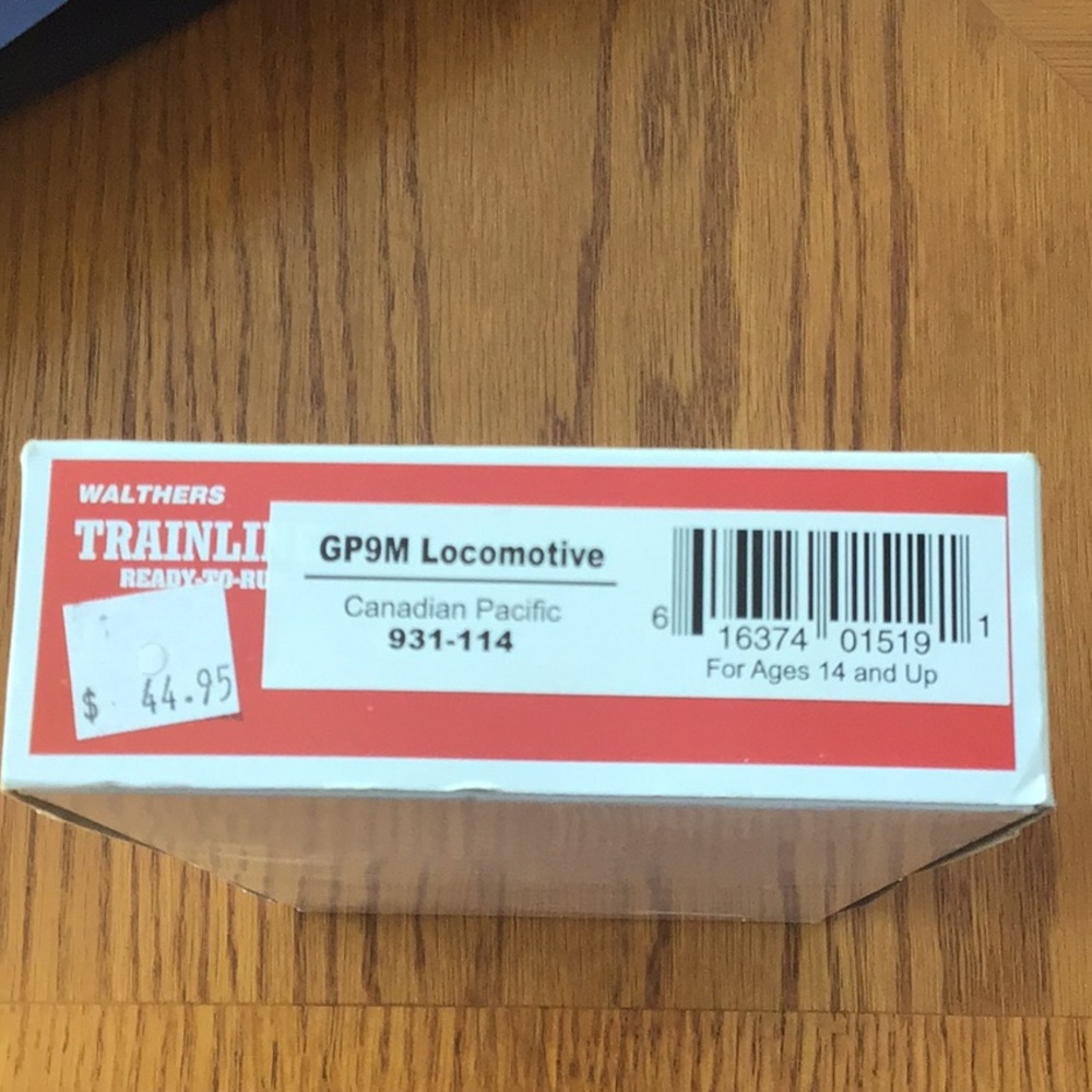 Walthers Trainline CP Rail Locomotive Model 1522. NIB. - Picture 4 of 9